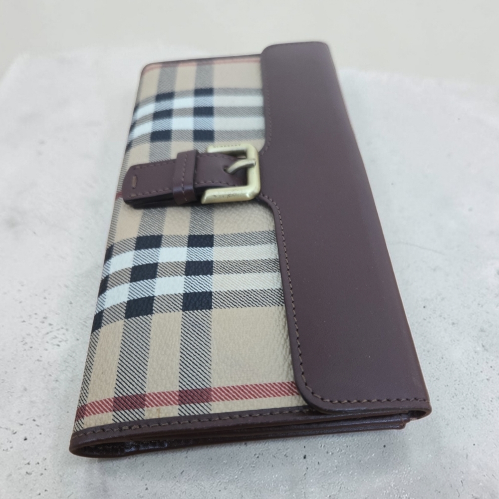 Burberry Beige Nova Check Wallet with Brown Leather Trim - Picture 13 of 15